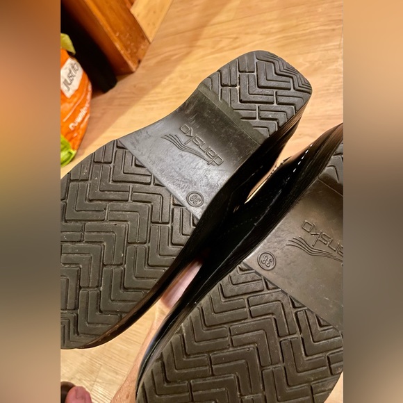 Dansko Clog black matte size 38 or size 7 women’s. - Picture 5 of 5
